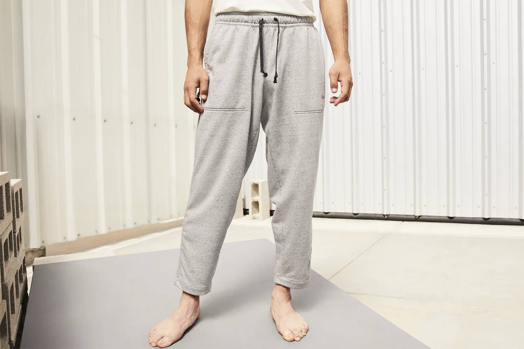 Men's Yoga Trousers. Nike SI