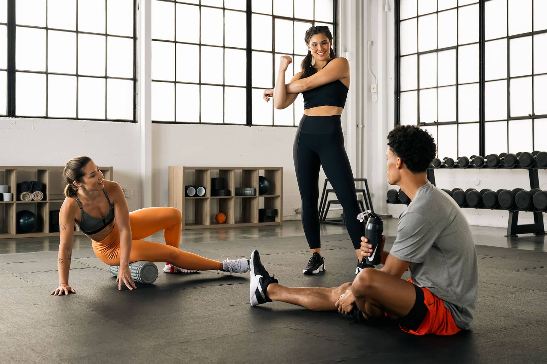 NIKE公式】 メンズ 寒い季節におすすめ アパレル【ナイキ公式通販】
