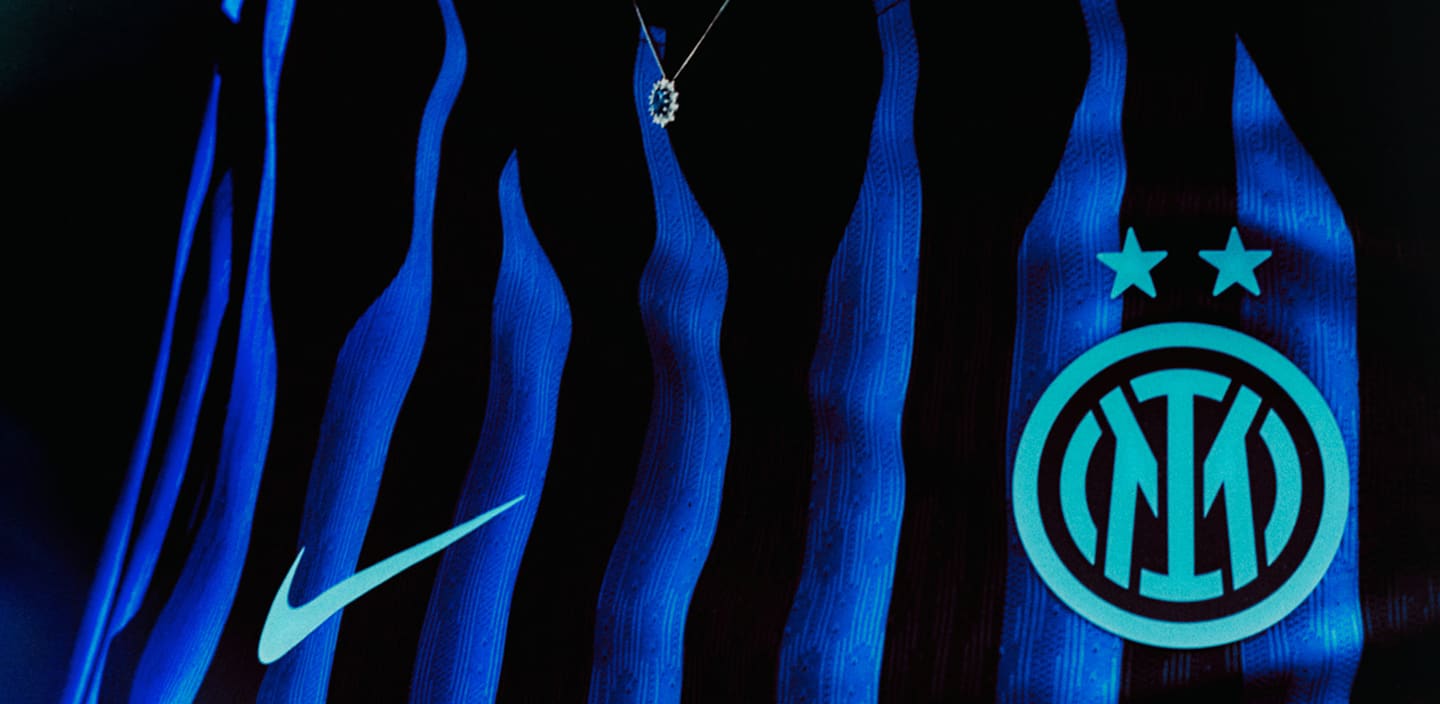 LA FIERTÉ NERAZZURRI TISSÉE DANS CHAQUE FIBRE