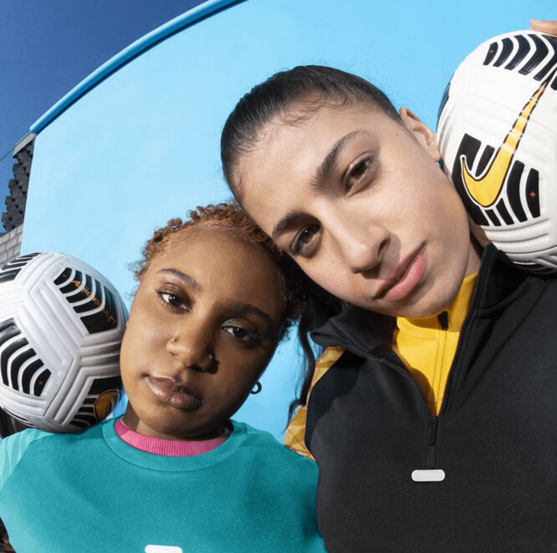 我該選擇什麼尺寸的守門員手套？ | Nike 協助