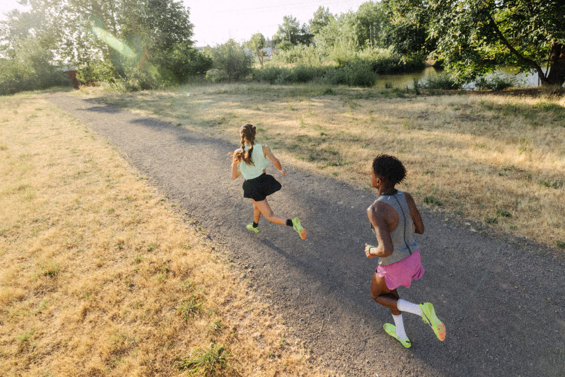 Les millors sabatilles Nike de camp a través i amb claus