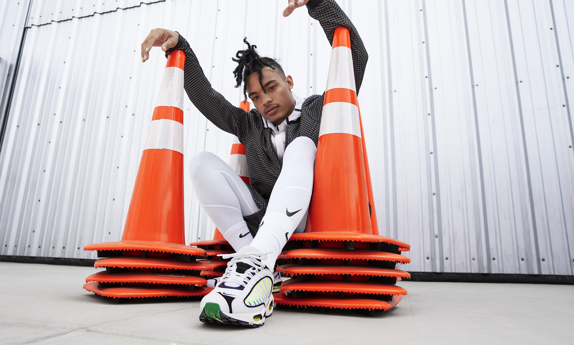 how do nike tailwind 4 fit