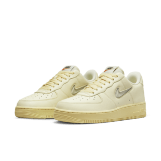 วันเปิดตัว Air Force 1 '07 LX "Coconut Milk and Lemon Wash" ผู้หญิง (DO9456-100)