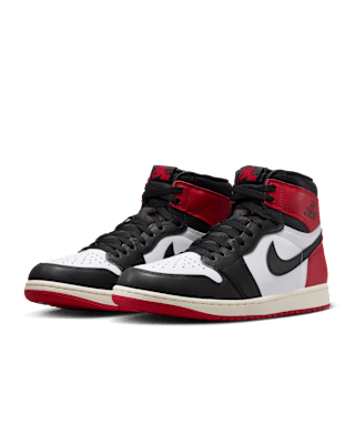 Lanseringsdato for Air Jordan 1 High OG «Black Toe» (DZ5485-106)