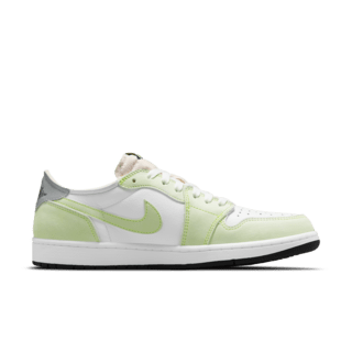 【NIKE公式】エア ジョーダン 1 LOW OG 'Ghost Green' (DM7837-103 / AJ 1 LOW OG)