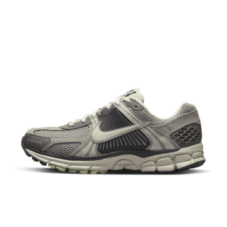 女款 Zoom Vomero 5 'Cobblestone and Flat Pewter' (FB8825-001) 發售日期