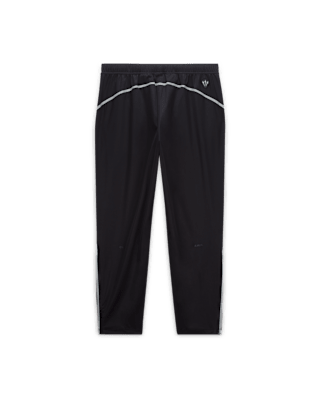วันเปิดตัว NOCTA Basketball Apparel Collection