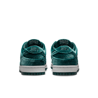 วันเปิดตัว Dunk Low "Atomic Teal" ผู้หญิง (DZ5224-300)