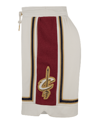  Fecha de lanzamiento de la colección de ropa LeBron