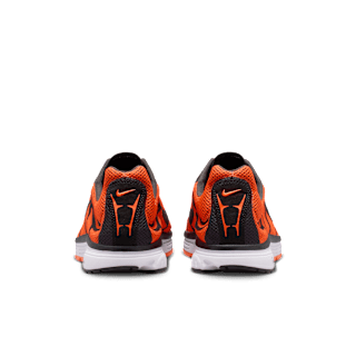 【NIKE公式】ズーム ストリーク 3 'Black and Total Orange' (IQ8012-800) 発売日