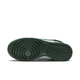 วันเปิดตัว Dunk Low "Team Green and White" ผู้หญิง (DX5931-100) 