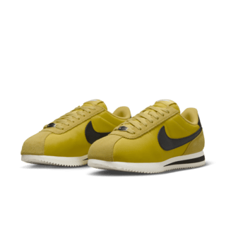 วันเปิดตัว  Cortez "Vivid Sulfur" ผู้หญิง (DZ2795-700) 