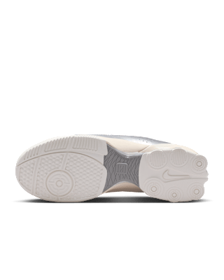 Fecha de lanzamiento de los Total 90 Shox Magia "Sail and Metallic Silver" para mujer (IO9300-100)