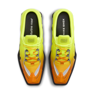 Fecha de lanzamiento de las Shox MR4 x Martine Rose "Safety Orange" (DQ2401-800) 