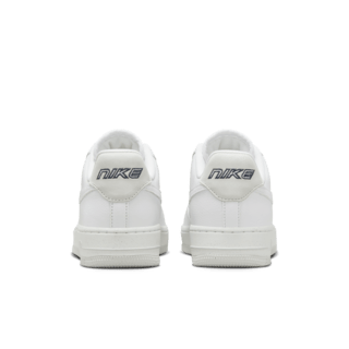 Fecha de lanzamiento del Air Force 1 '07 "White and Photon Dust" para mujer (DZ2708-102)