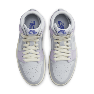 วันเปิดตัว Air Jordan 1 Zoom Air Comfort 2 "Light Smoke Grey and Barely Grape" ผู้หญิง (DV1305-005)