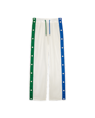 Fecha de lanzamiento de la colección de ropa Jordan x Aleali May.