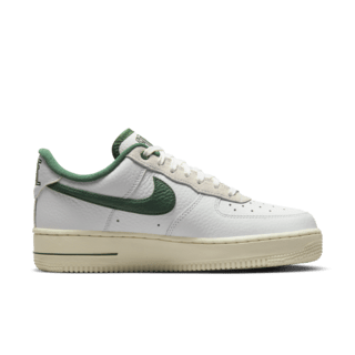 วันเปิดตัว Air Force 1 '07 "Summit White and Gorge Green" ผู้หญิง (DR0148-102)