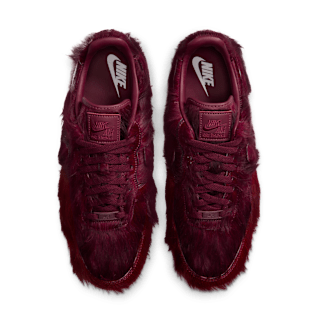 【NIKE公式】エア フォース 1 QS 'Team Red' (IR1940-600) 発売日