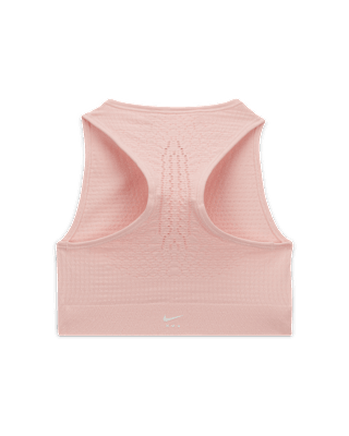 วันเปิดตัว Nike x MMW Apparel Collection