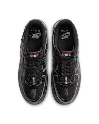 【NIKE公式】エア フォース 1 '07 'Black and Gym Red' (IZ1207-010) 発売日
