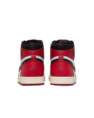 Lanseringsdato for Air Jordan 1 High OG «Black Toe» (DZ5485-106)