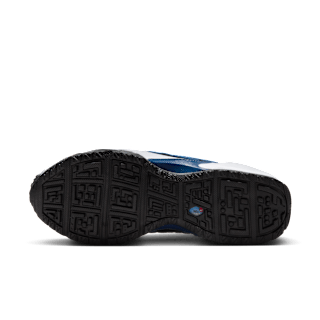 Fecha de lanzamiento de los Air Max SNDR "Black and Photo Blue" (IB6863-400) 