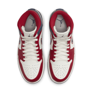 วันเปิดตัว Air Jordan 1 Mid SE ผู้หญิง 'Gym Red and Midnight Navy' (DQ7648-600)