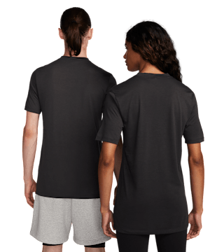 วันเปิดตัว Nike x MMW Apparel Collection