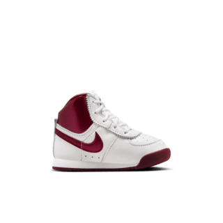 Fecha de lanzamiento de los Baby Jordan '85 "Metallic Burgundy" (DV3655-161)