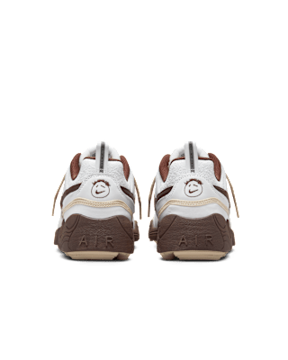Lanseringsdato for Zoom Field Jaxx «White and Light Chocolate» (HQ3073-100)