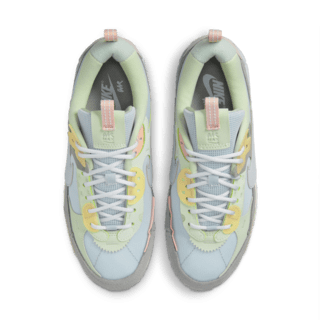 【NIKE公式】レディース ナイキ エア マックス 90 フューチュラ 'Sky Grey' (DM9922-001 / W AIR MAX 90 FUTURA)