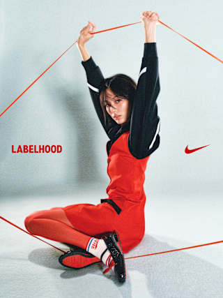 【NIKE公式】レディース ショックス Z カリストラ x レーベルフッド 'Black and University Red' (IW7881-001) 発売日