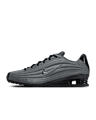 【NIKE公式】レディース ショックス Z x NAKED Copenhagen 'Metallic Hematite and Wolf Grey' (IO9319-001) 発売日