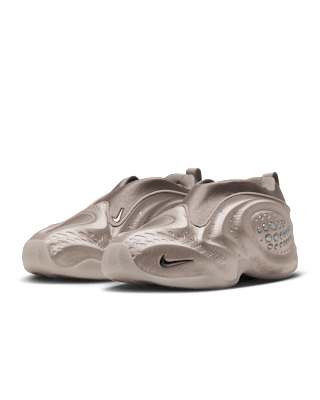 Data de llançament de les First Sight Shadow "Cream II and Enigma Stone" per a dona (HQ2410-200)