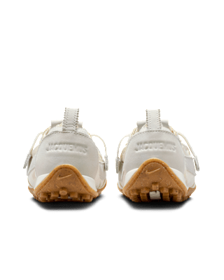 Moon Shoe x Jacquemus "Soft Pearl and Sail" para mulher (HV8547-002) – Data de lançamento