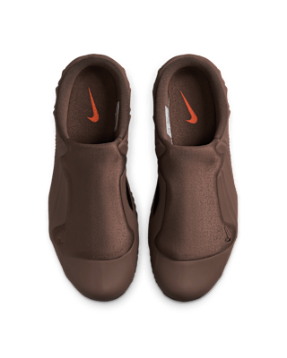 Fecha de lanzamiento de los Clogposite "Ironstone and Black" (HF2900-001)