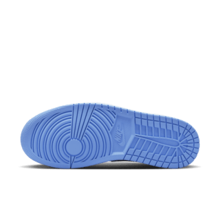 Fecha de lanzamiento del Air Jordan 1 High "University Blue" (DZ5485-400) 
