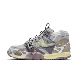 【NIKE公式】エア トレーナー 1 'Light Smoke Grey and Honeydew' (DH7338-002 / AIR TRAINER 1 SP)