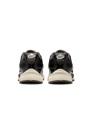 Nike V5 RNR "Jackie Robinson Day" 'Black and Medium Ash' (IQ3723-001) Release Date