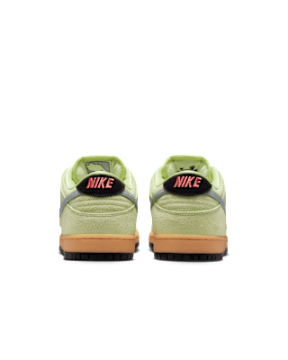 【NIKE公式】ナイキ SB ダンク LOW "Verdugo Mountain" 'Light Liquid Lime and Black' (HQ1626-300 / NIKE SB DUNK LOW PRO PRM WC)
