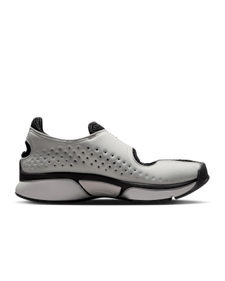 Fecha de lanzamiento de las Rift 2 "Black and Metallic Silver" para mujer (IQ8006-003)