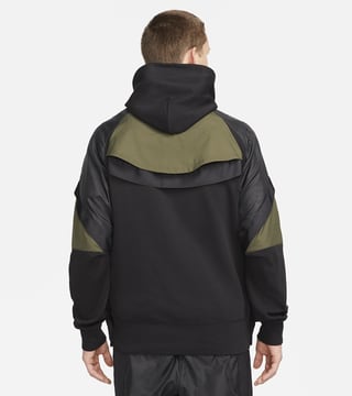 วันเปิดตัว Nike x sacai Apparel Collection