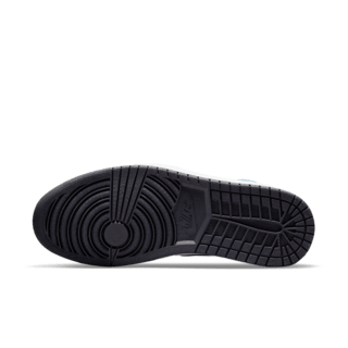 【NIKE公式】エア ジョーダン 1 'Prototype’ (DC6515-100 / AJ 1 RETRO HIGH OG)