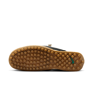 Moon Shoe x Jacquemus "Off Noir and Gum Light Brown" (HV8547-001) – Erscheinungsdatum