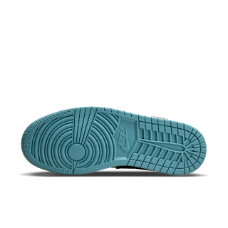 Fecha de lanzamiento del Air Jordan 1 Low SE para mujer (FJ5478-010)