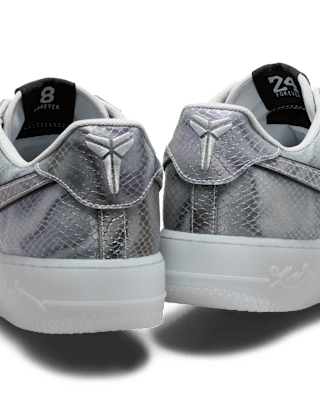 Ημερομηνία κυκλοφορίας του Air Force 1 Low Protro "Lenticular" (II3925-400)