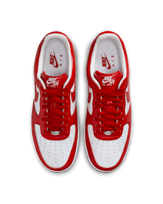 Fecha de lanzamiento de los Air Force 1 Low x Terror Squad "University Red and White" (II4391-100)