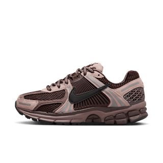 วันเปิดตัว Vomero 5 "Pink Oxford and Plum Eclipse" ผู้หญิง (FV1166-200)