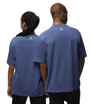 วันเปิดตัว Jordan x A Ma Maniére Tees Collection